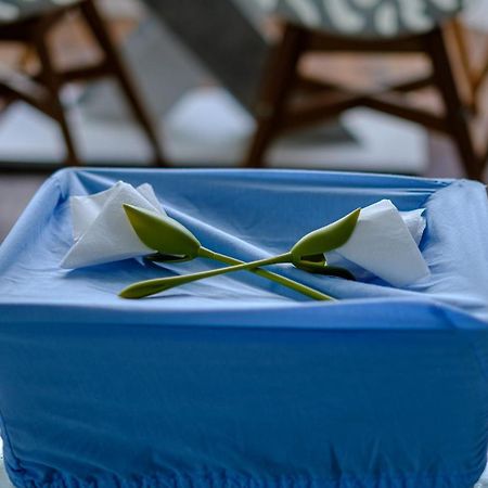 Robertsbrook Guest House Суонидж Экстерьер фото